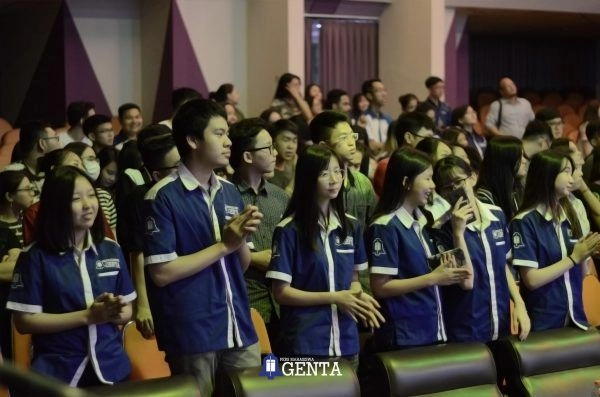 Bawa Kaum Milenial Untuk Tidak Apatis Terhadap Politik