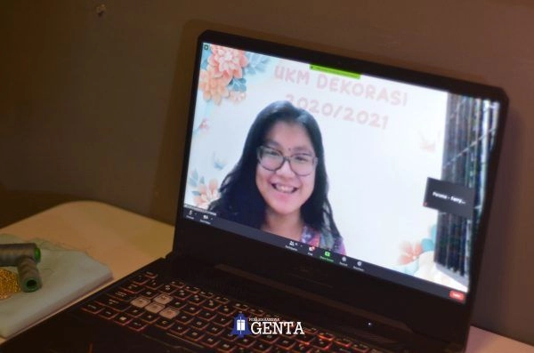 Belajar Menyulam melalui UKM Dekorasi