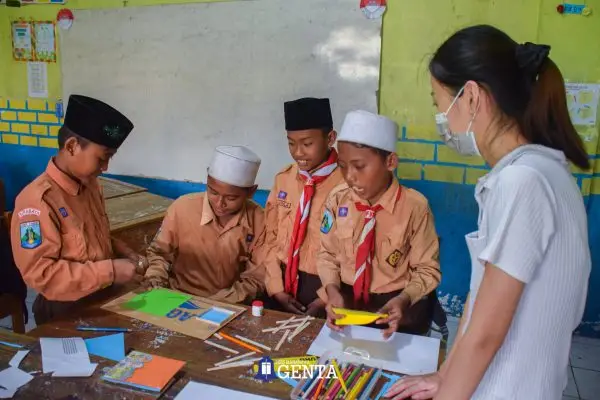 Bersama Berkontribusi ‘tuk Majukan Pendidikan