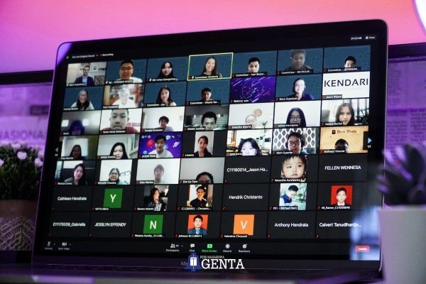 Business Talk IBE: Belajar Start-Up di Era Digital