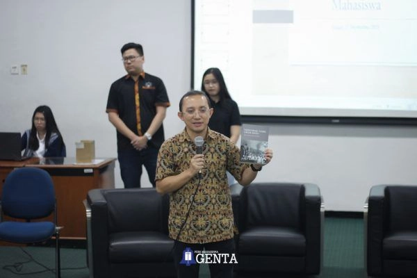 Forum Diskusi Mahasiswa: Bentuk Aspirasi Mahasiswa UK Petra Bagi Negara