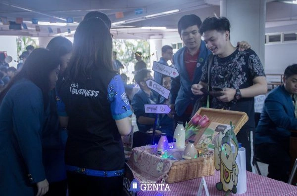 Jamah Usaha Mikro Kecil dan Menengah di Kawasan Wonocolo Melalui Branding for Business
