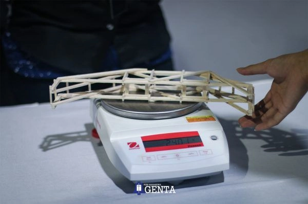Melihat Kehidupan Mahasiswa Teknik Sipil melalui Petra Civil Expo
