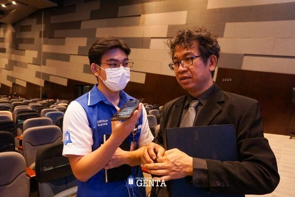 Mengenang Sesama Melalui Alunan Melodi