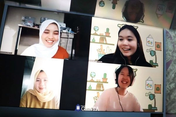 Menilik Realita yang Tak Sehijau Kata-kata