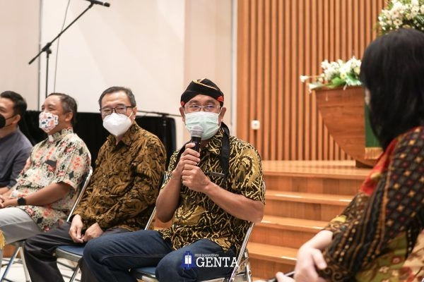 Merakit Toleransi di Tengah Akulturasi