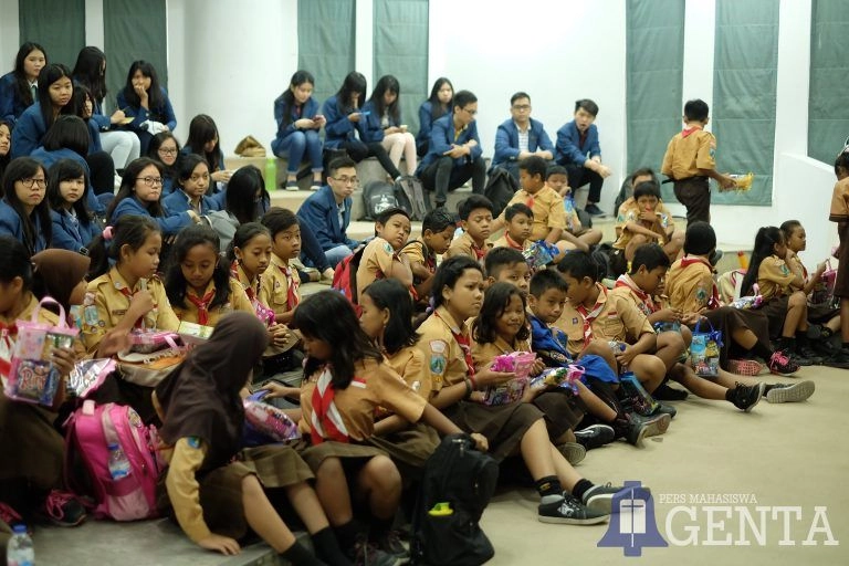 Nonton Bareng SD Siwalankerto III