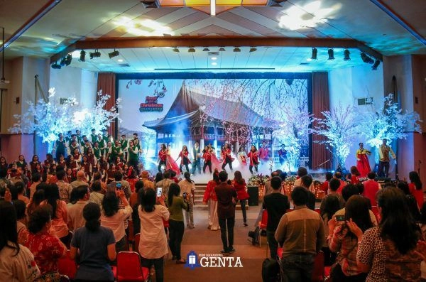 Rayakan Natal dengan Kebaktian Bernuansa Korea