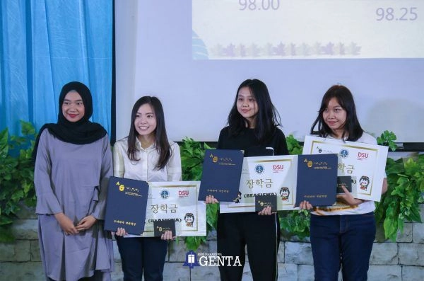 Semarakkan Upacara Kelulusan KSI dengan Persembahan Drama