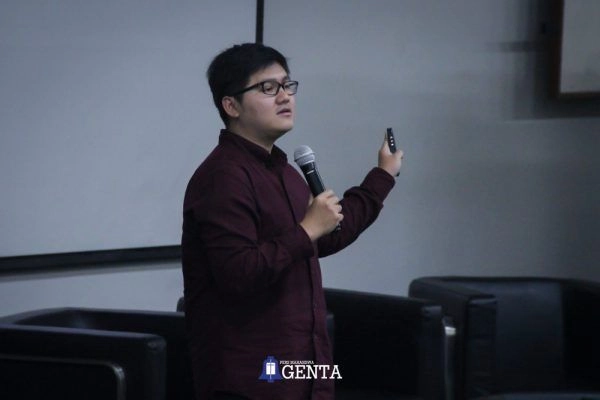 Waktunya Kenali dan Manfaatkan Peluang Penggunaan Fintech di Industri 4.0